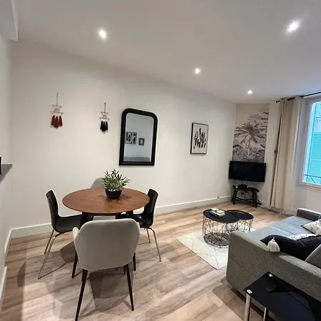 Apartment 2p Renove En 2025 -cannes Centre- Palais Des Festivals - *